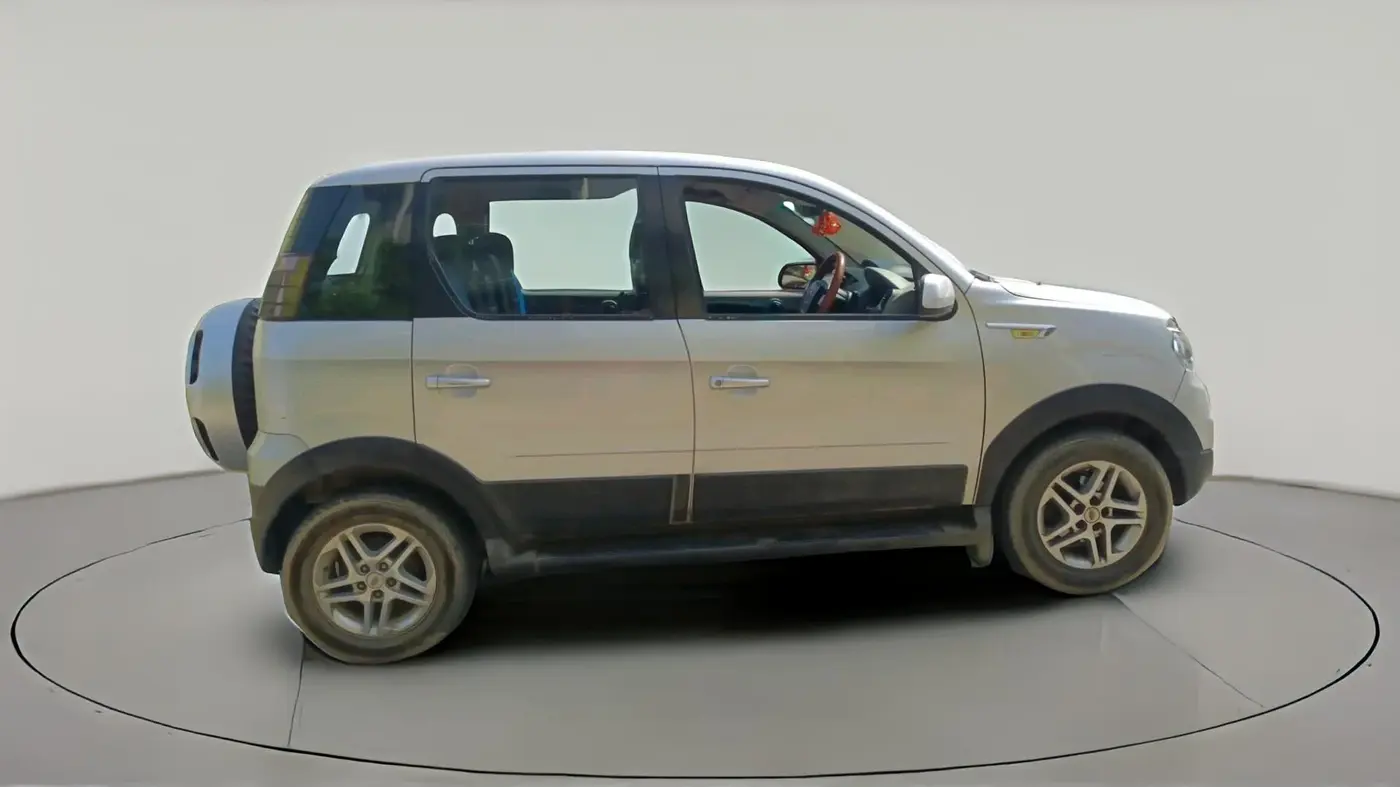 2017 Mahindra NUVOSPORT N8, Diesel, Manual, 35,340 km, exterior