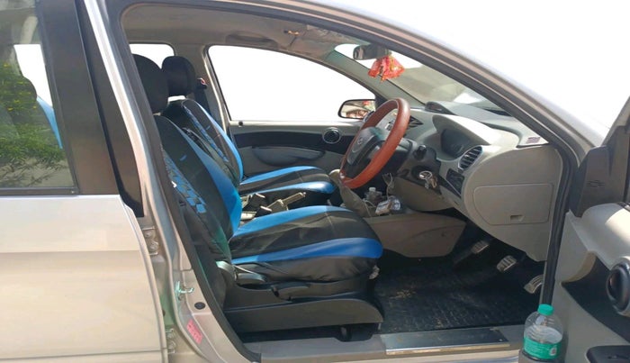 2017 Mahindra NUVOSPORT N8, Diesel, Manual, 35,340 km, interior