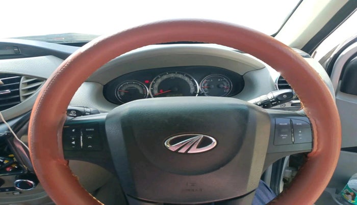 2017 Mahindra NUVOSPORT N8, Diesel, Manual, 35,340 km, interior