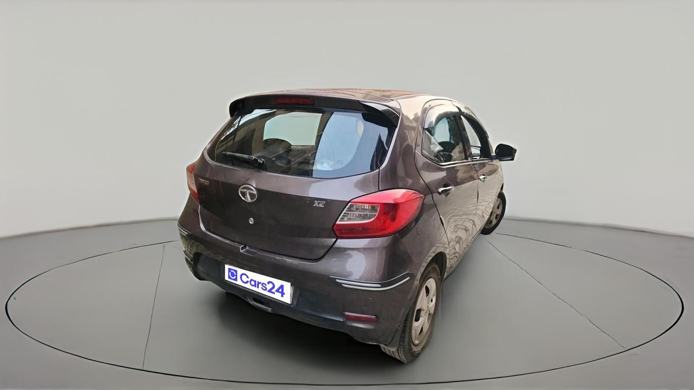 2016 Tata Tiago XZ PETROL, Petrol, Manual, 70,678 km, exterior