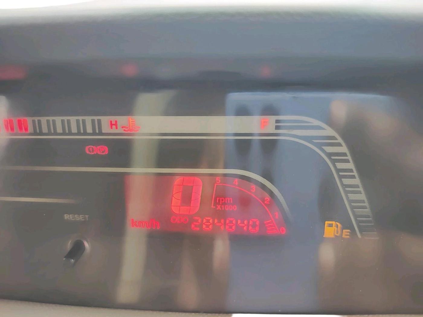 2011 Mahindra Bolero SLE BS-III, Diesel, Manual, 2,84,840 km, interior