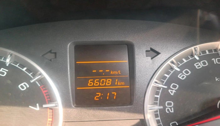 2017 Maruti Swift VXI, Petrol, Manual, 66,081 km, interior