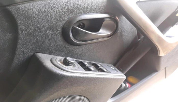 2021 Renault Duster RXS 1.3 TURBO PETROL MT, Petrol, Manual, 81,680 km, interior