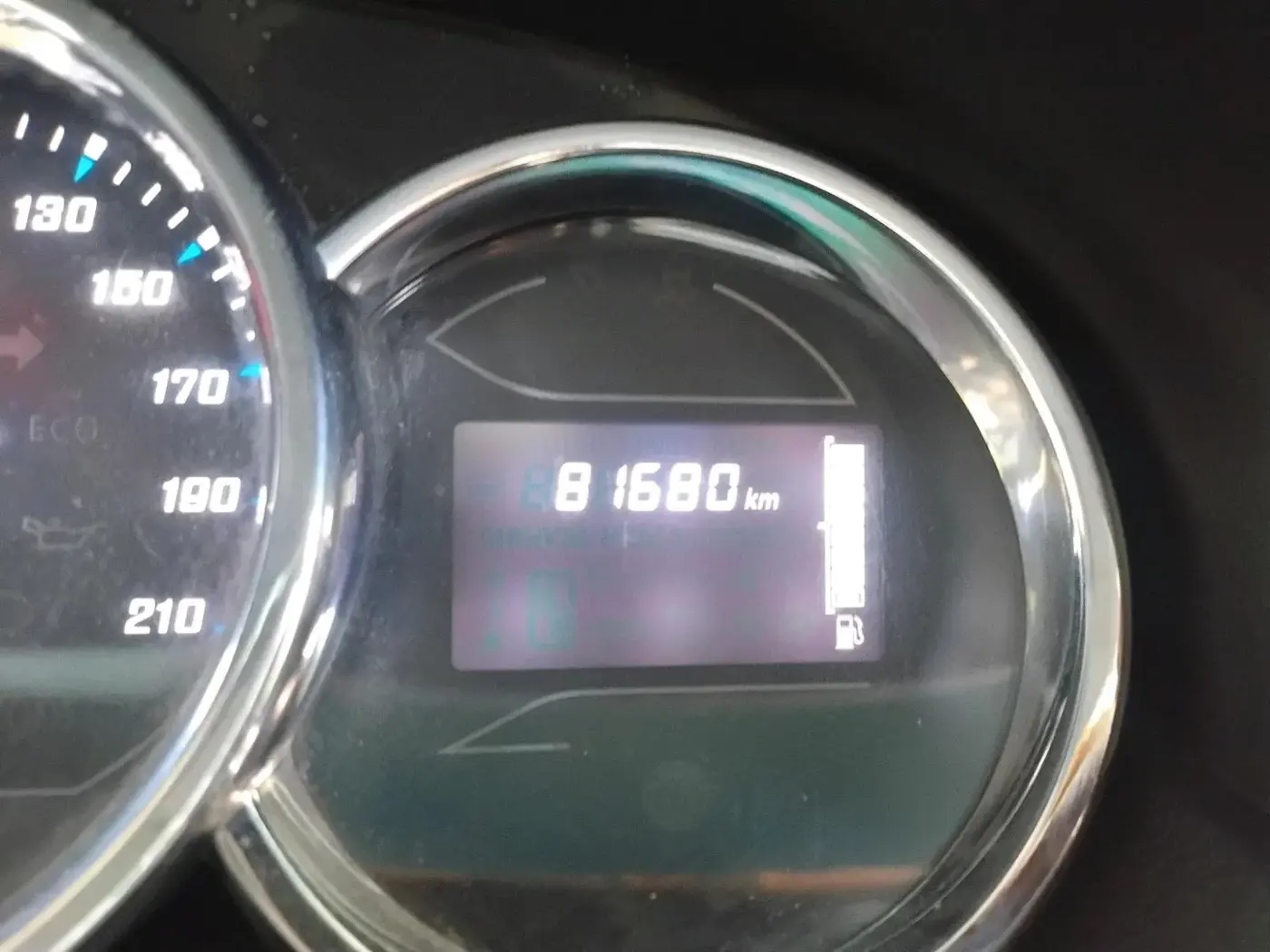 2021 Renault Duster RXS 1.3 TURBO PETROL MT, Petrol, Manual, 81,680 km, interior