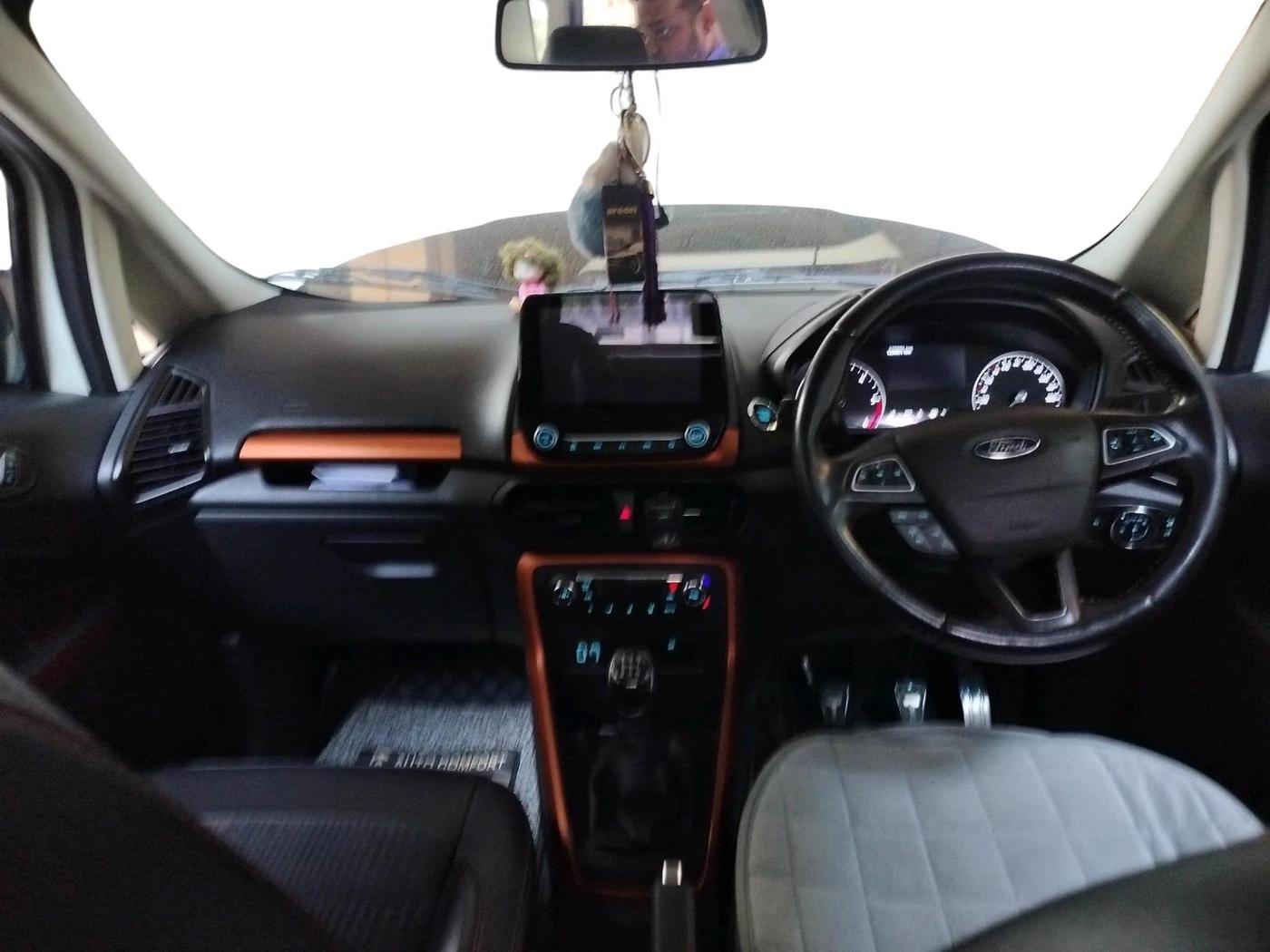 2020 Ford Ecosport TITANIUM 1.5L SPORTS(SUNROOF) DIESEL, Diesel, Manual, 1,29,681 km, interior