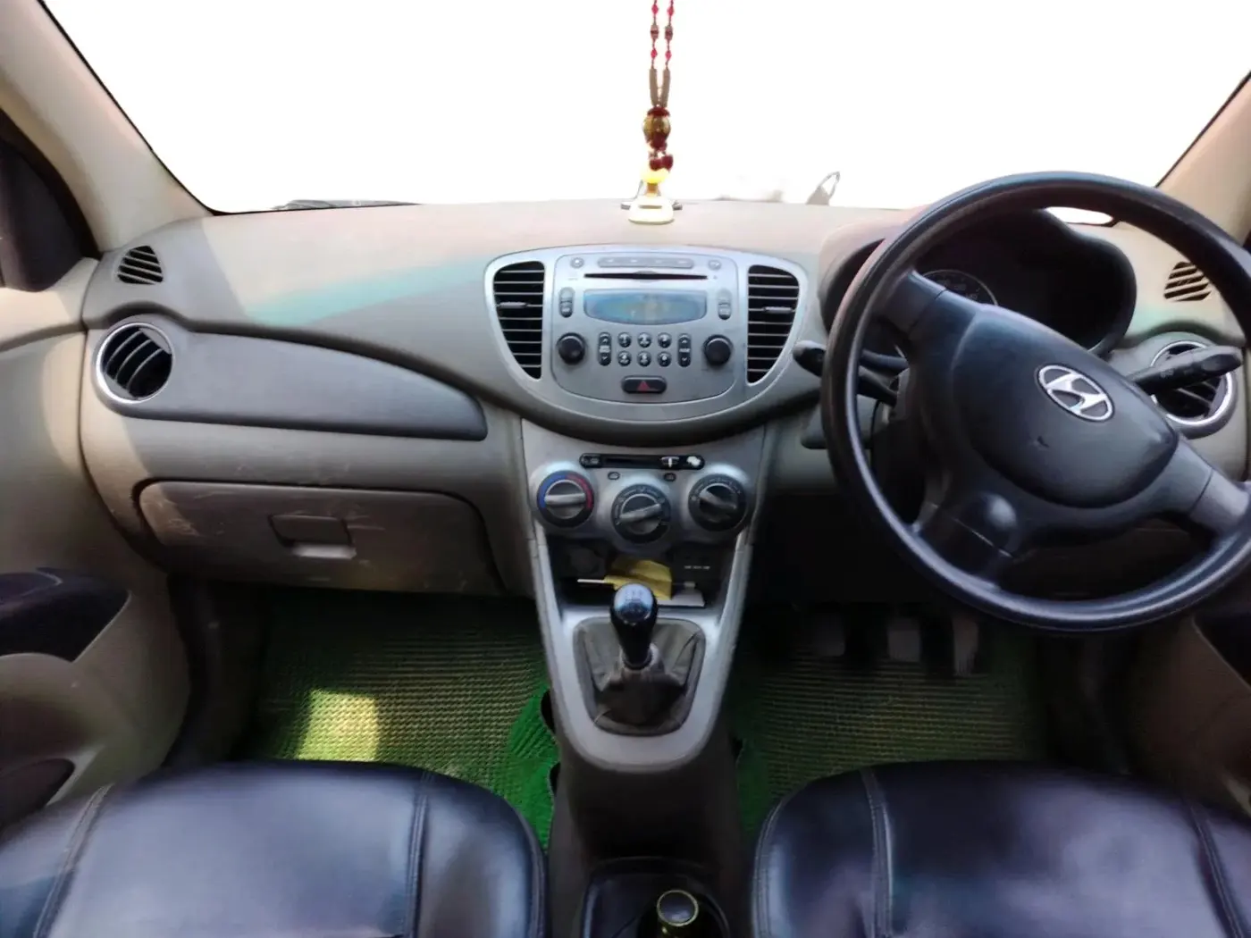 2011 Hyundai i10 SPORTZ 1.2, Petrol, Manual, 93,230 km, interior