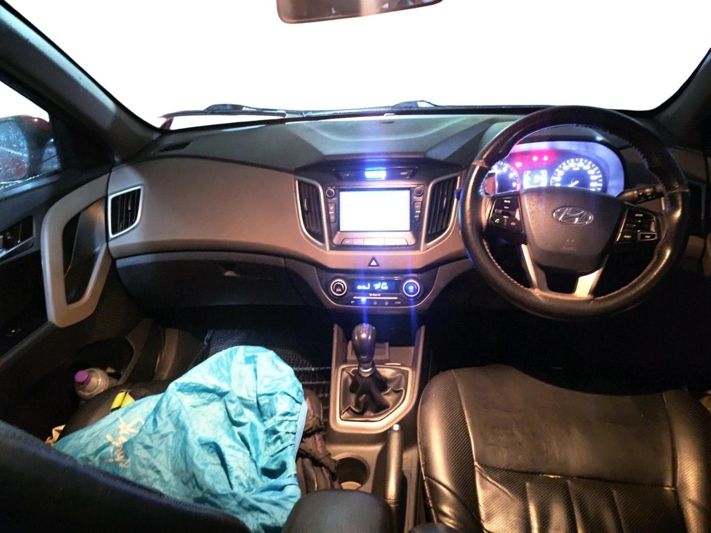2016 Hyundai Creta  SX 1.6 Petrol , Petrol, Manual, 93,089 km, interior