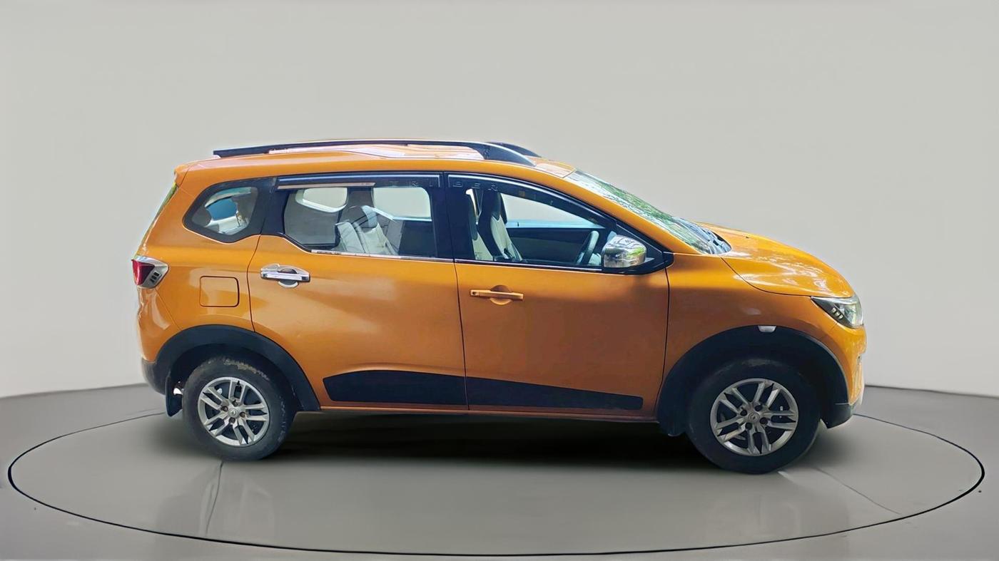 2020 Renault TRIBER RXT, Petrol, Manual, 42,672 km, exterior