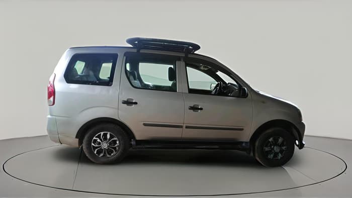 2018 Mahindra Xylo H4 BS IV, Diesel, Manual, 3,85,769 km, exterior