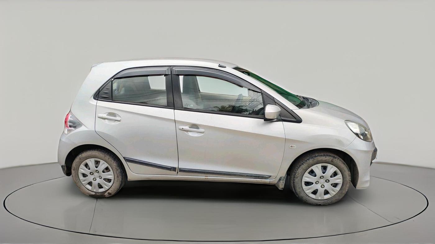 2013 Honda Brio S MT, Petrol, Manual, 47,045 km, exterior