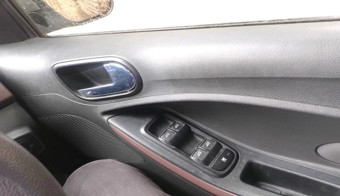 2019 Ford FREESTYLE TITANIUM 1.2 PETROL, Petrol, Manual, 67,284 km, interior