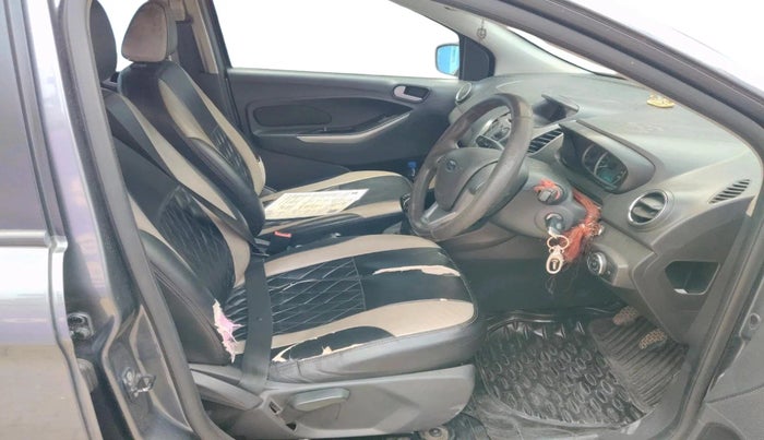 2015 Ford New Figo TITANIUM 1.2 PETROL MT, Petrol, Manual, 80,459 km, interior