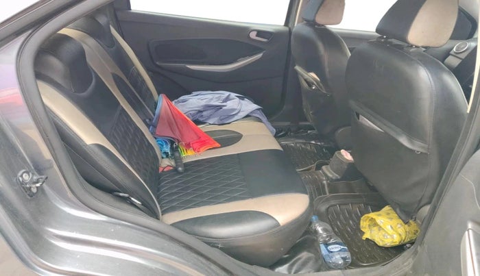 2015 Ford New Figo TITANIUM 1.2 PETROL MT, Petrol, Manual, 80,459 km, interior