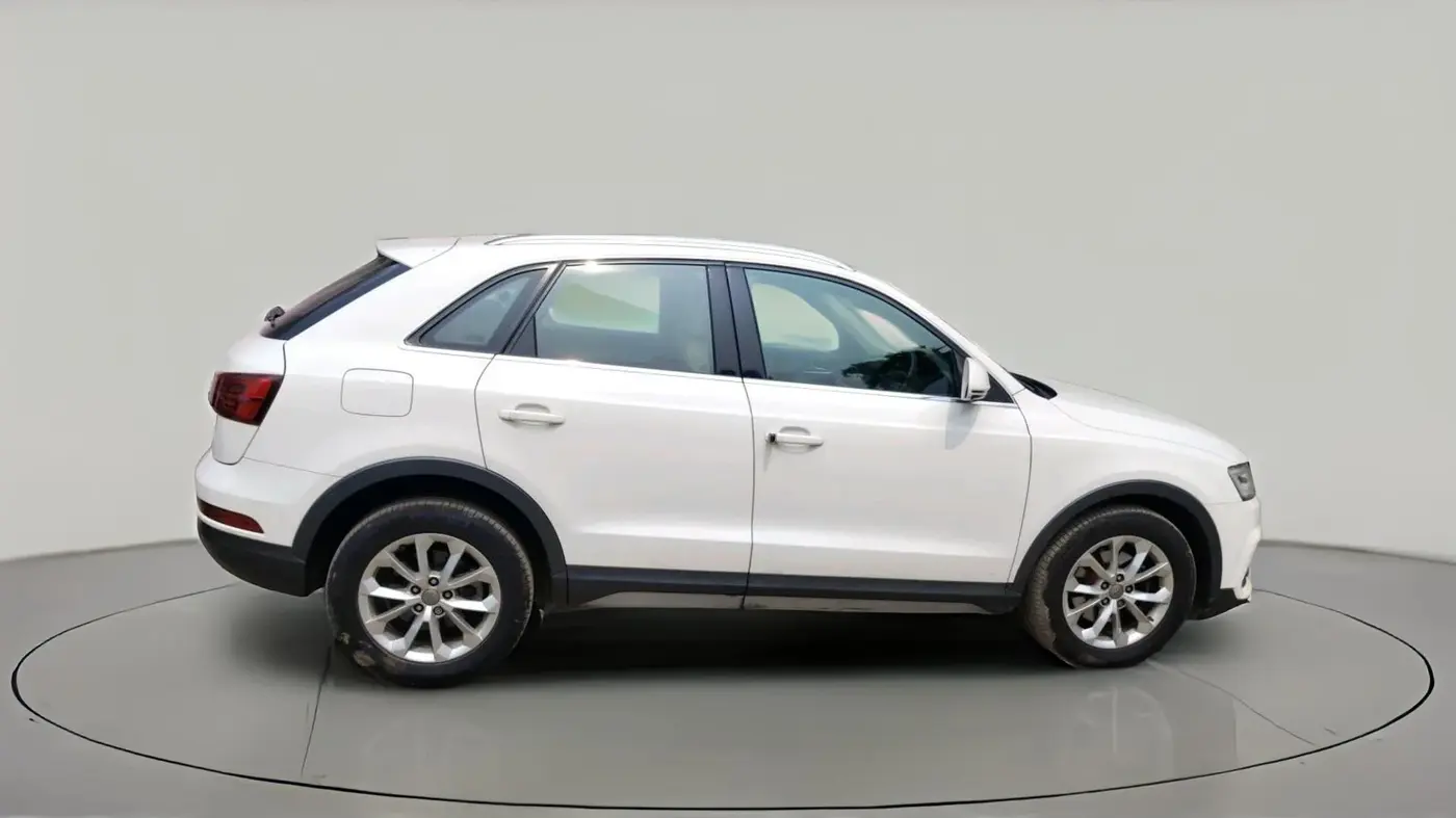 2016 Audi Q3 35 TDI Quattro, Diesel, Automatic, 79,635 km, exterior