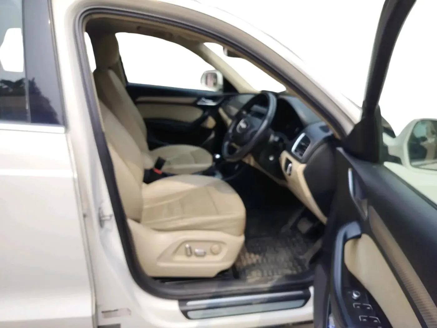 2016 Audi Q3 35 TDI Quattro, Diesel, Automatic, 79,635 km, interior
