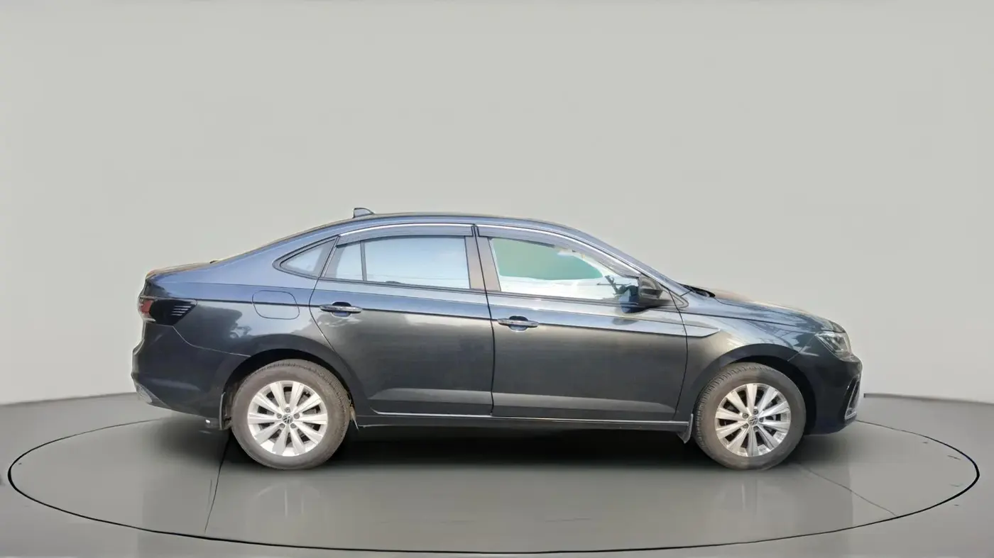 2024 Volkswagen VIRTUS HIGHLINE TSI 1.0 MT, Petrol, Manual, 7,759 km, exterior