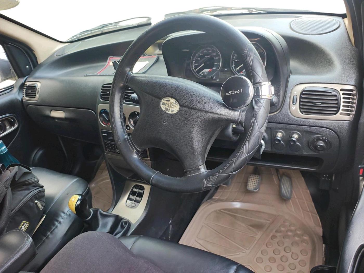 2014 Tata Indigo ECS LX TDI, Diesel, Manual, 66,115 km, interior