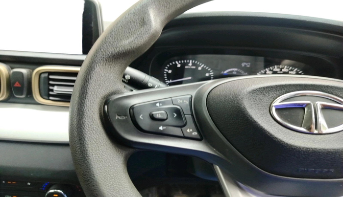 2022 Tata PUNCH ACCOMPLISHED MT, Petrol, Manual, 50,301 km, interior