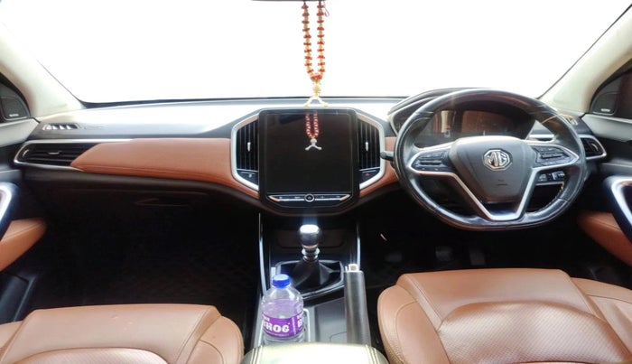 2020 MG HECTOR PLUS SHARP 2.0 DIESEL TURBO MT 6-STR, Diesel, Manual, 1,32,252 km, interior