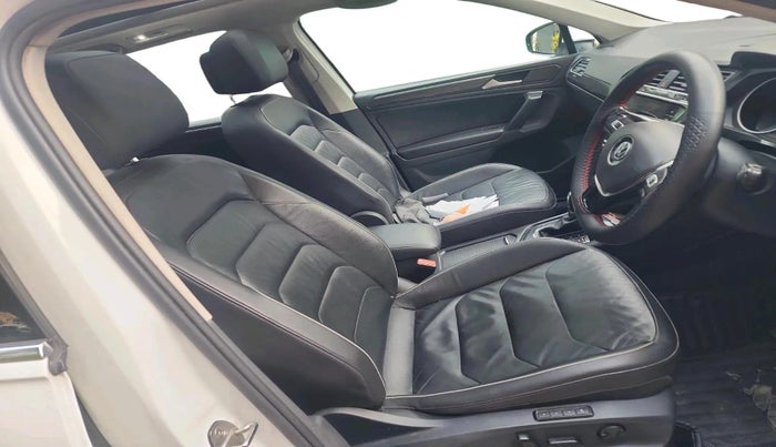 2019 Volkswagen TIGUAN HIGHLINE TDI AT, Diesel, Automatic, 68,400 km, interior