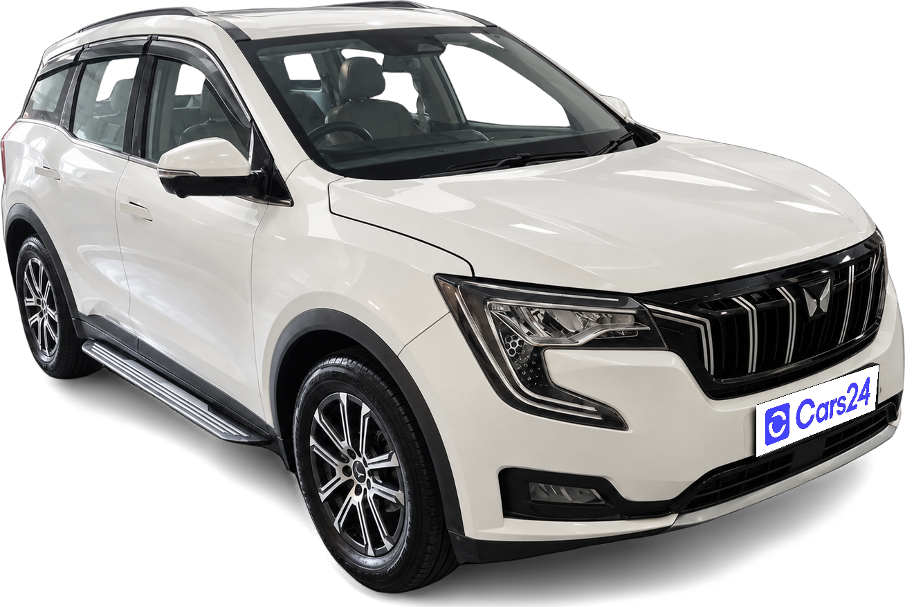 2023 Mahindra XUV700 - SUV - Petrol - Automatic - ₹17.90 lakh