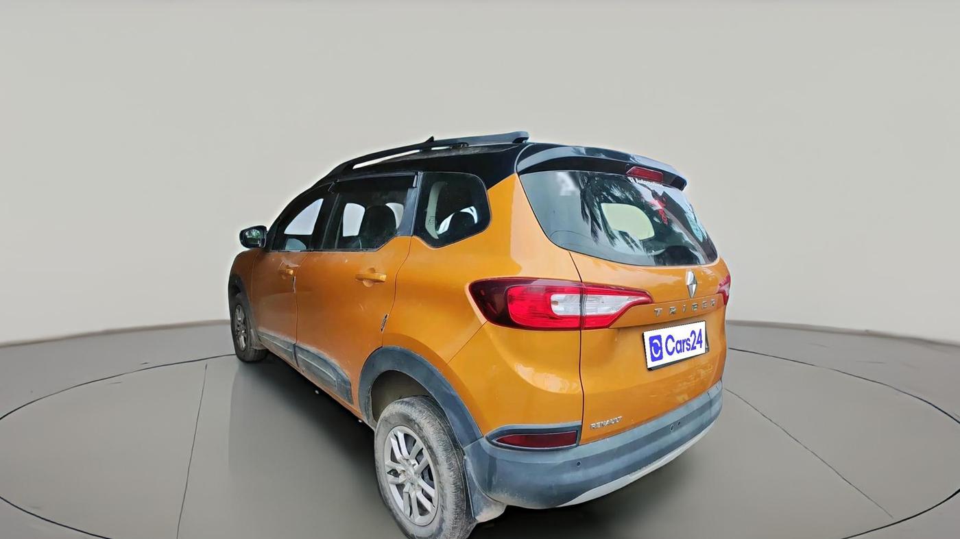 2021 Renault TRIBER RXT, Petrol, Manual, 23,401 km, exterior