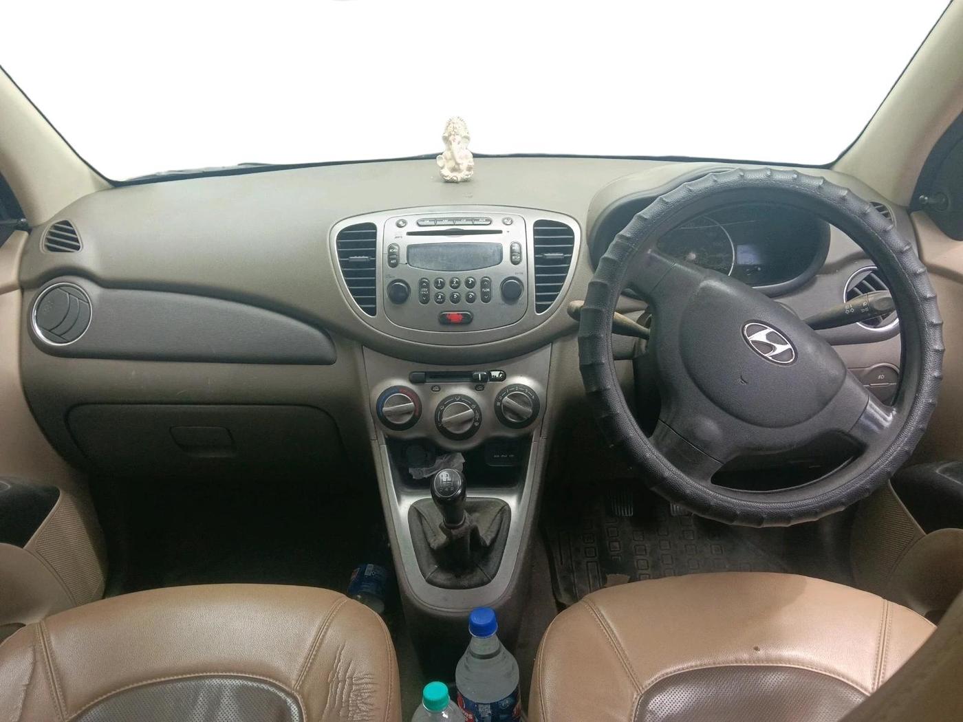 2014 Hyundai i10 SPORTZ 1.1, Petrol, Manual, 79,039 km, interior