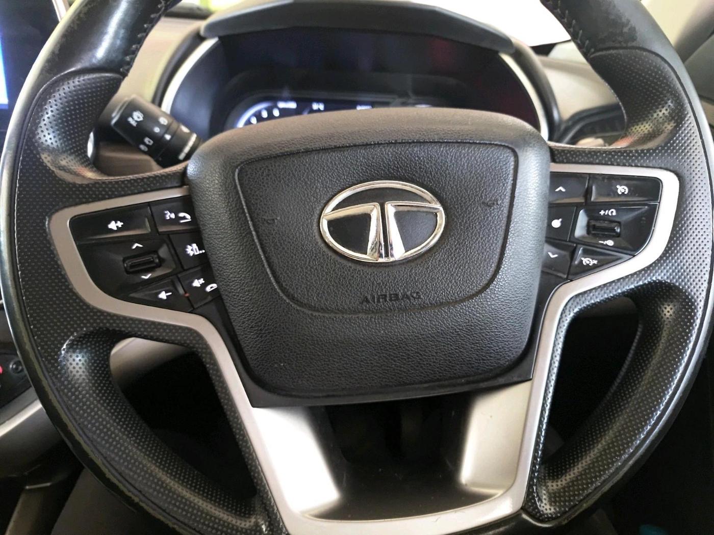 2019 Tata Harrier XZ 2.0L, Diesel, Manual, 2,77,572 km, interior
