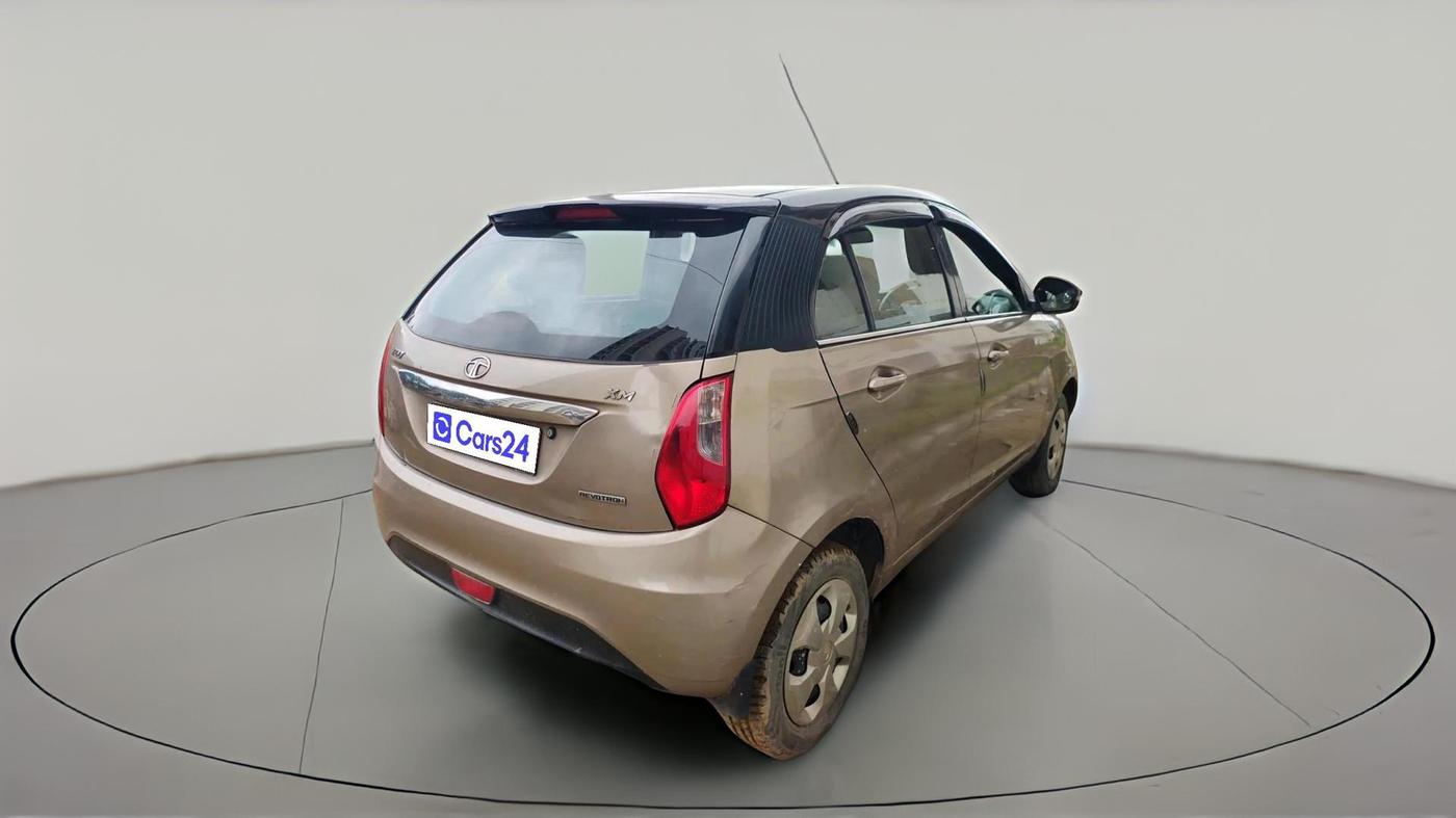 2016 Tata Bolt XM REVOTRON, Petrol, Manual, 84,507 km, exterior
