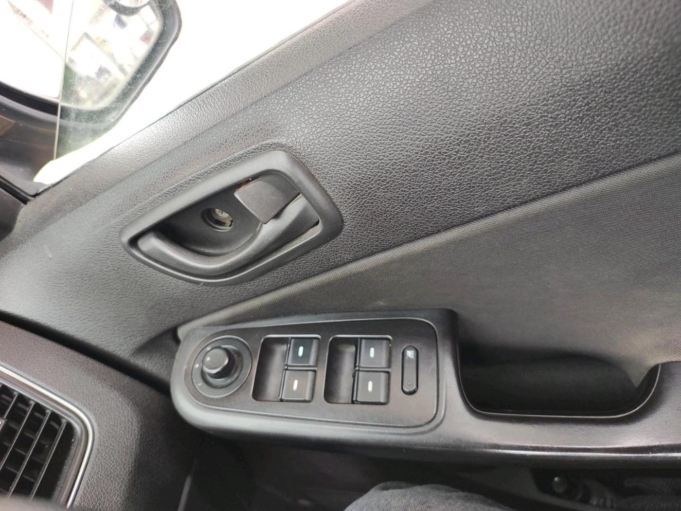 2016 Tata Bolt XM REVOTRON, Petrol, Manual, 84,507 km, interior
