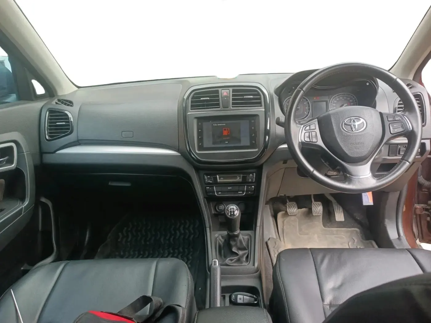 2022 Toyota URBAN CRUISER PREMIUM GRADE MT, Petrol, Manual, 33,042 km, interior