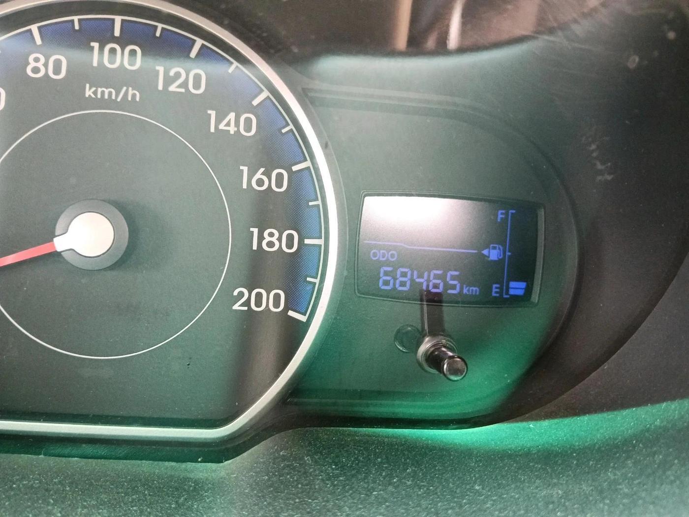 2011 Hyundai i10 MAGNA 1.2, Petrol, Manual, 68,465 km, interior