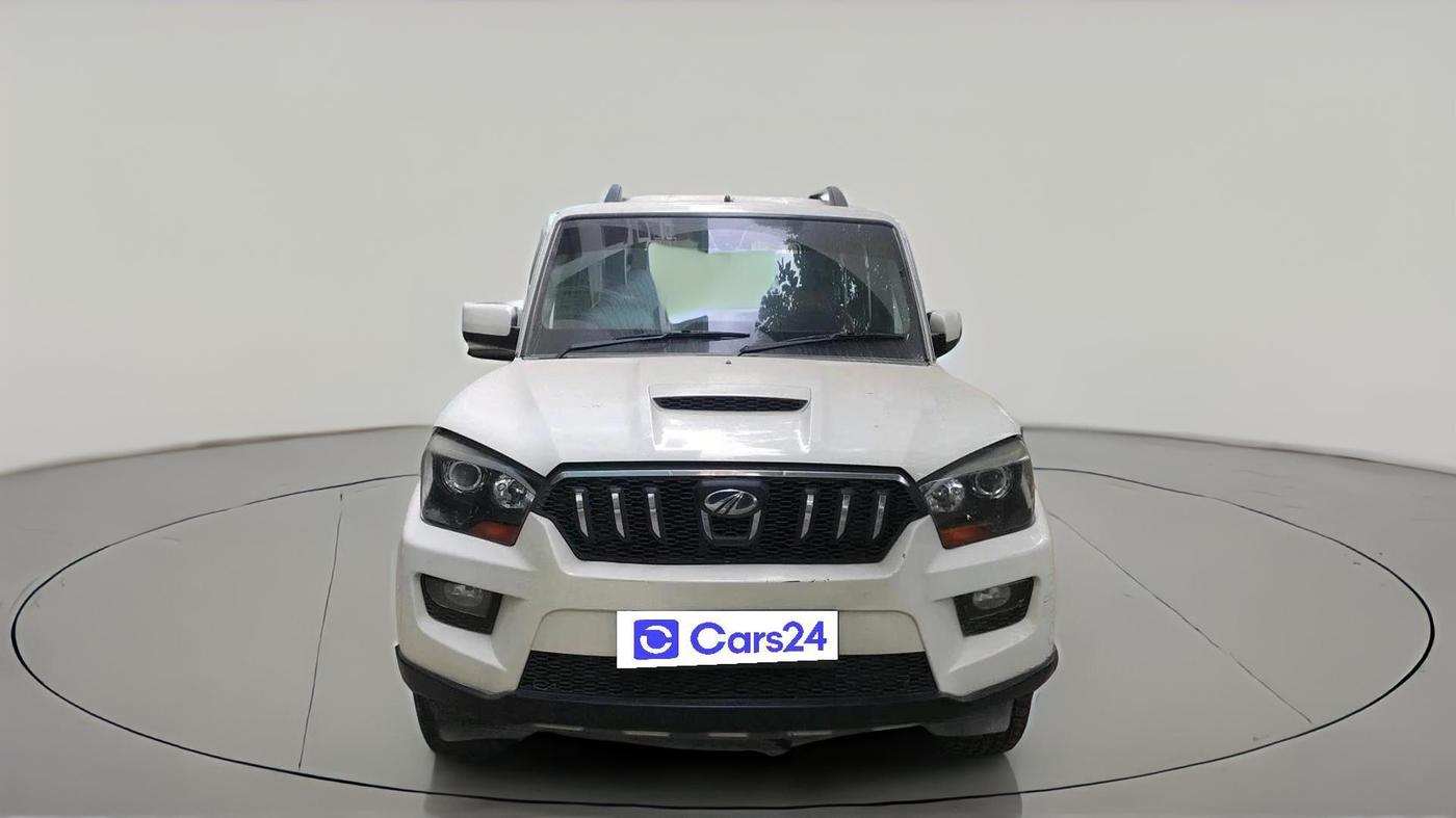 2015 Mahindra Scorpio S10, Diesel, Manual, 1,30,826 km, exterior