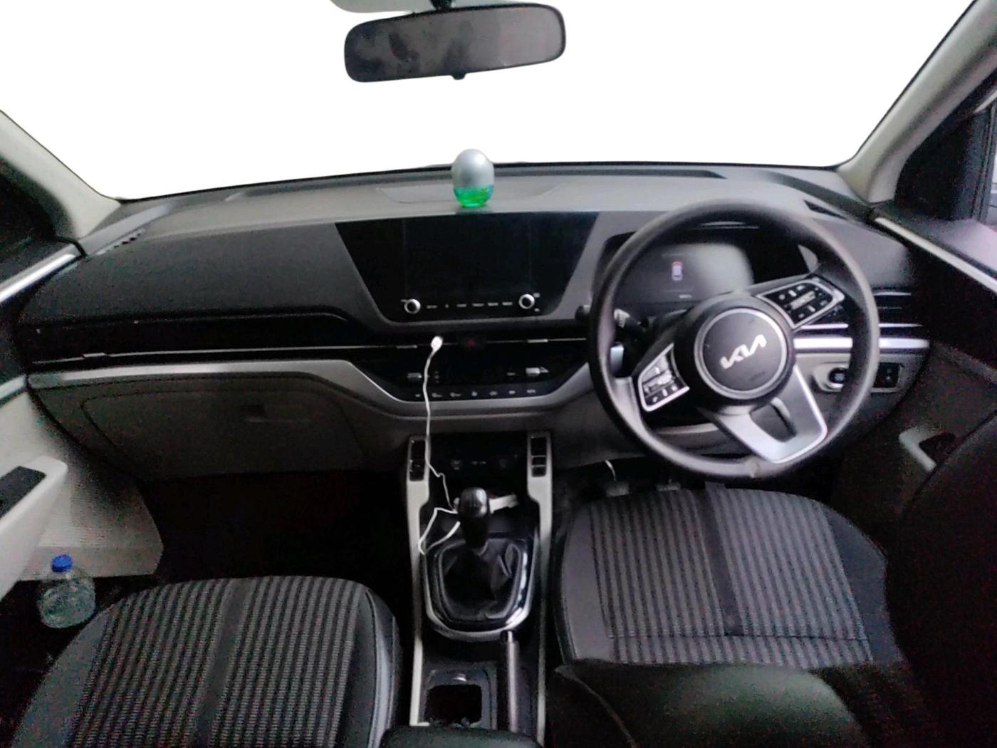 2022 KIA CARENS PRESTIGE PLUS 1.5 DIESEL 7 STR, Diesel, Manual, 82,653 km, interior