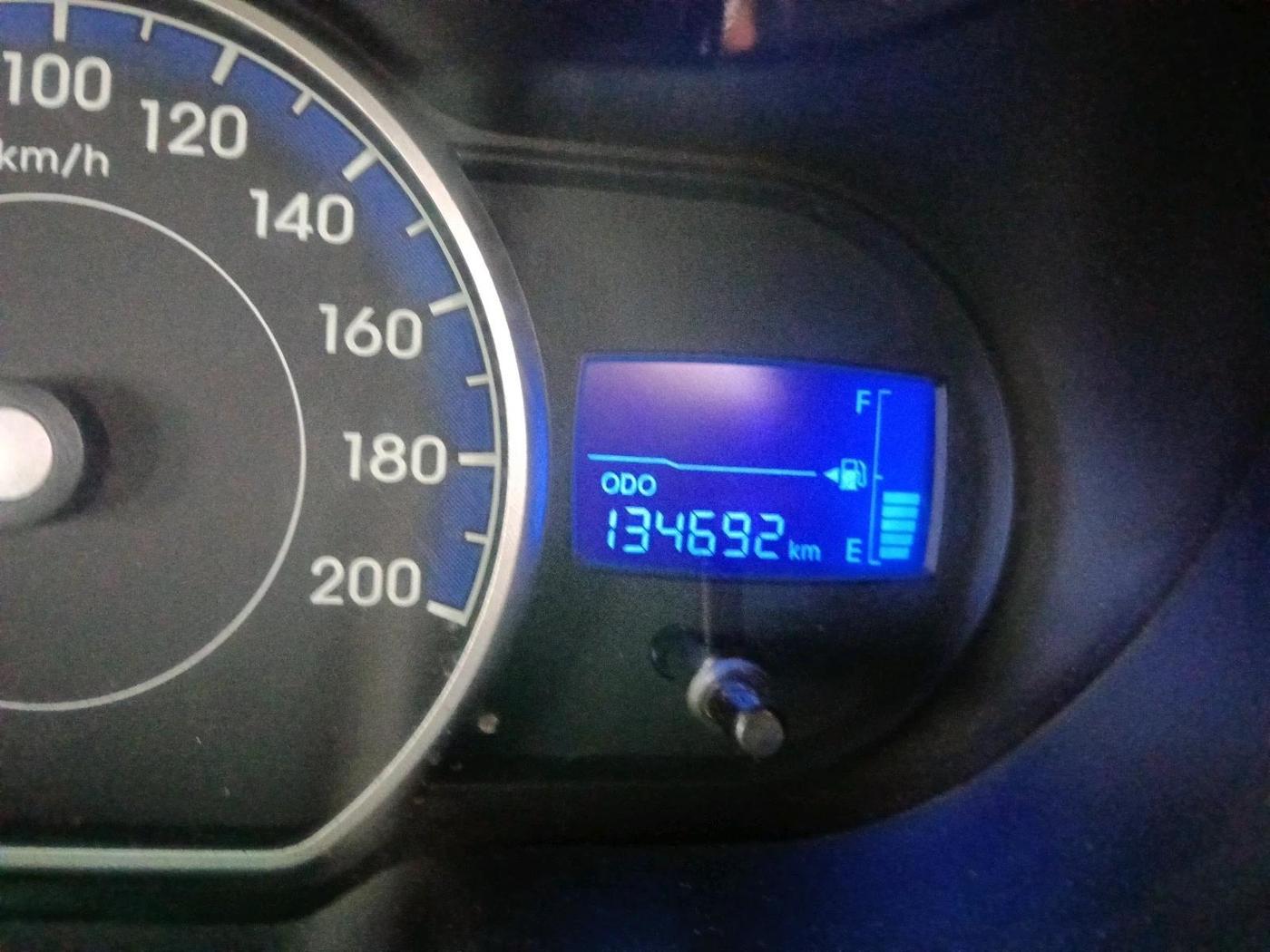 2011 Hyundai i10 ERA 1.1, Petrol, Manual, 1,34,692 km, interior