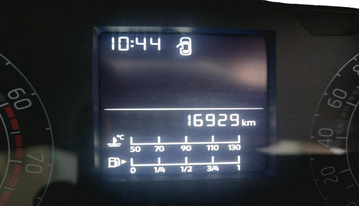 2023 Skoda SLAVIA ACTIVE 1.0L TSI MT, Petrol, Manual, 16,929 km, interior