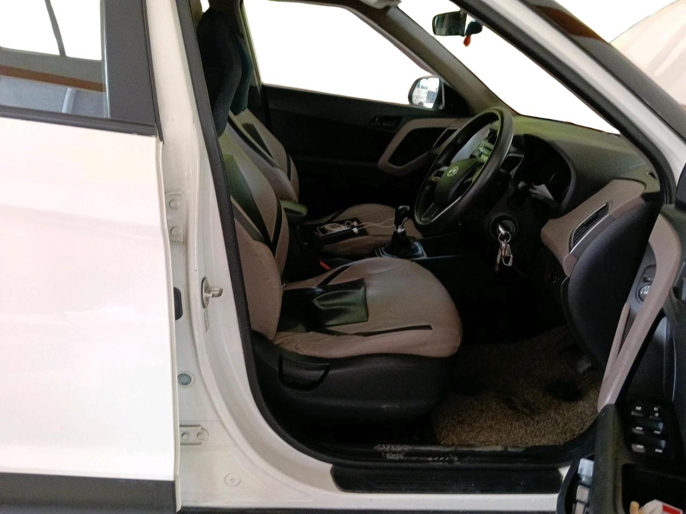 2017 Hyundai Creta E PLUS 1.6 PETROL, Petrol, Manual, 92,598 km, interior