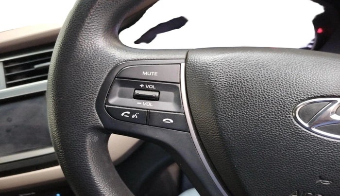 2018 Hyundai Elite i20 ASTA 1.2, Petrol, Manual, 1,16,637 km, interior