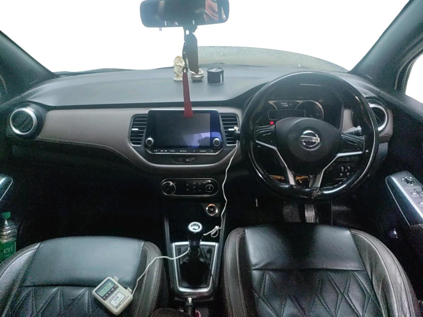 2019 Nissan Kicks XV PREMIUM DIESEL, Diesel, Manual, 1,04,949 km, interior