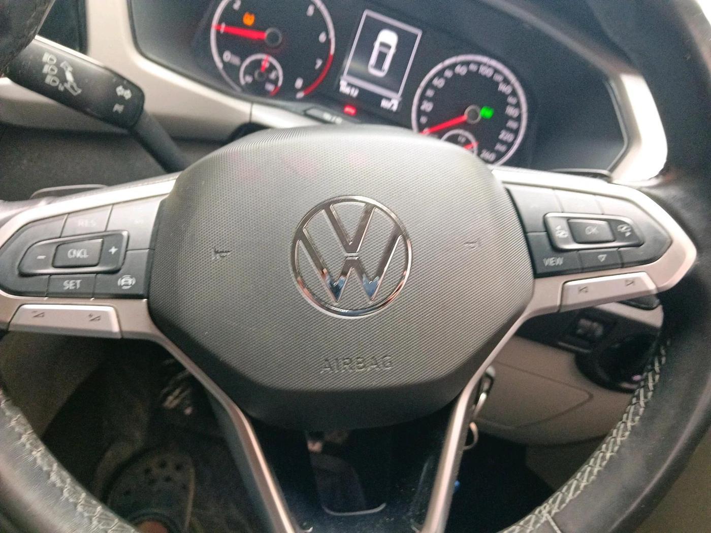 2024 Volkswagen TAIGUN HIGHLINE 1.0 TSI AT, Petrol, Automatic, 16,612 km, interior