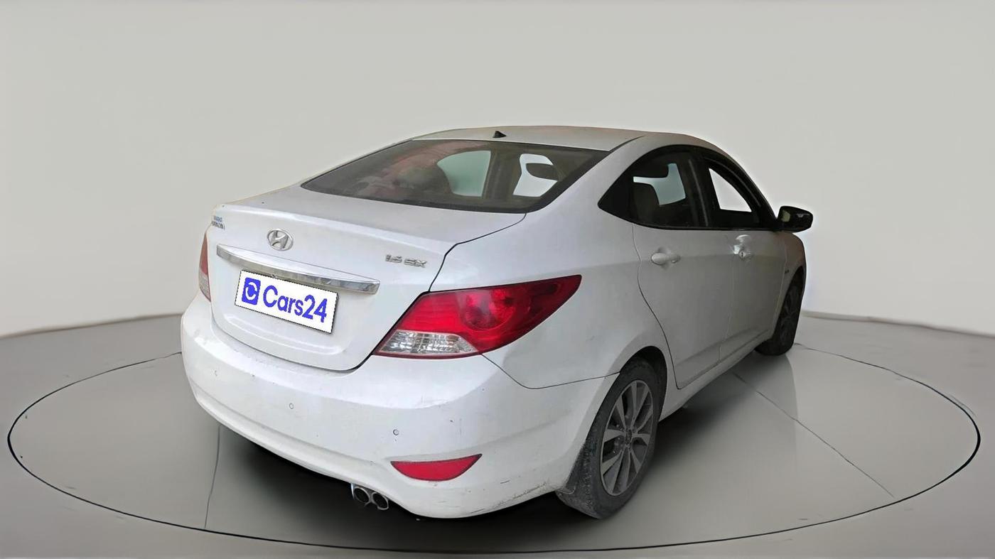 2014 Hyundai Verna FLUIDIC 1.6 VTVT SX AT, Petrol, Automatic, 1,26,333 km, exterior