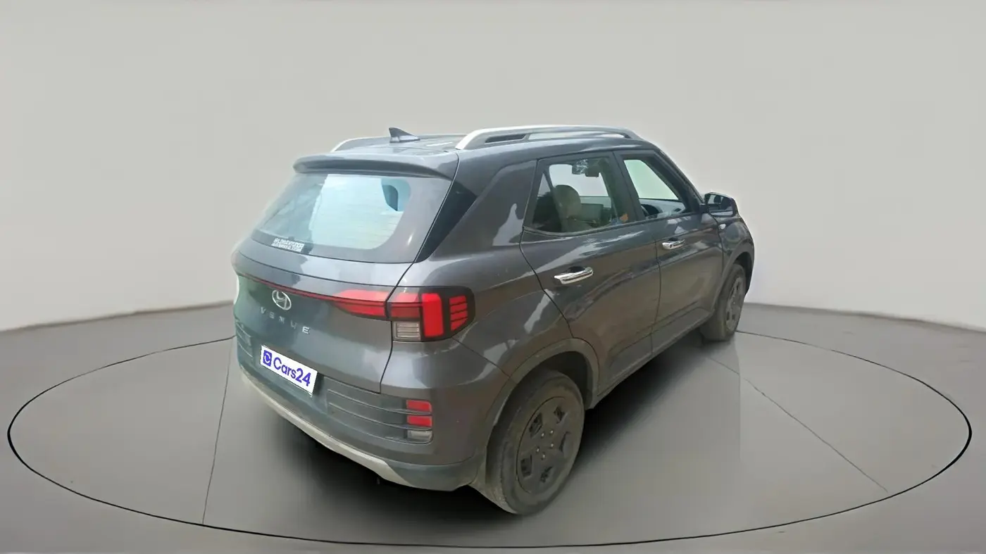 2023 Hyundai VENUE S 1.2, Petrol, Manual, 32,973 km, exterior