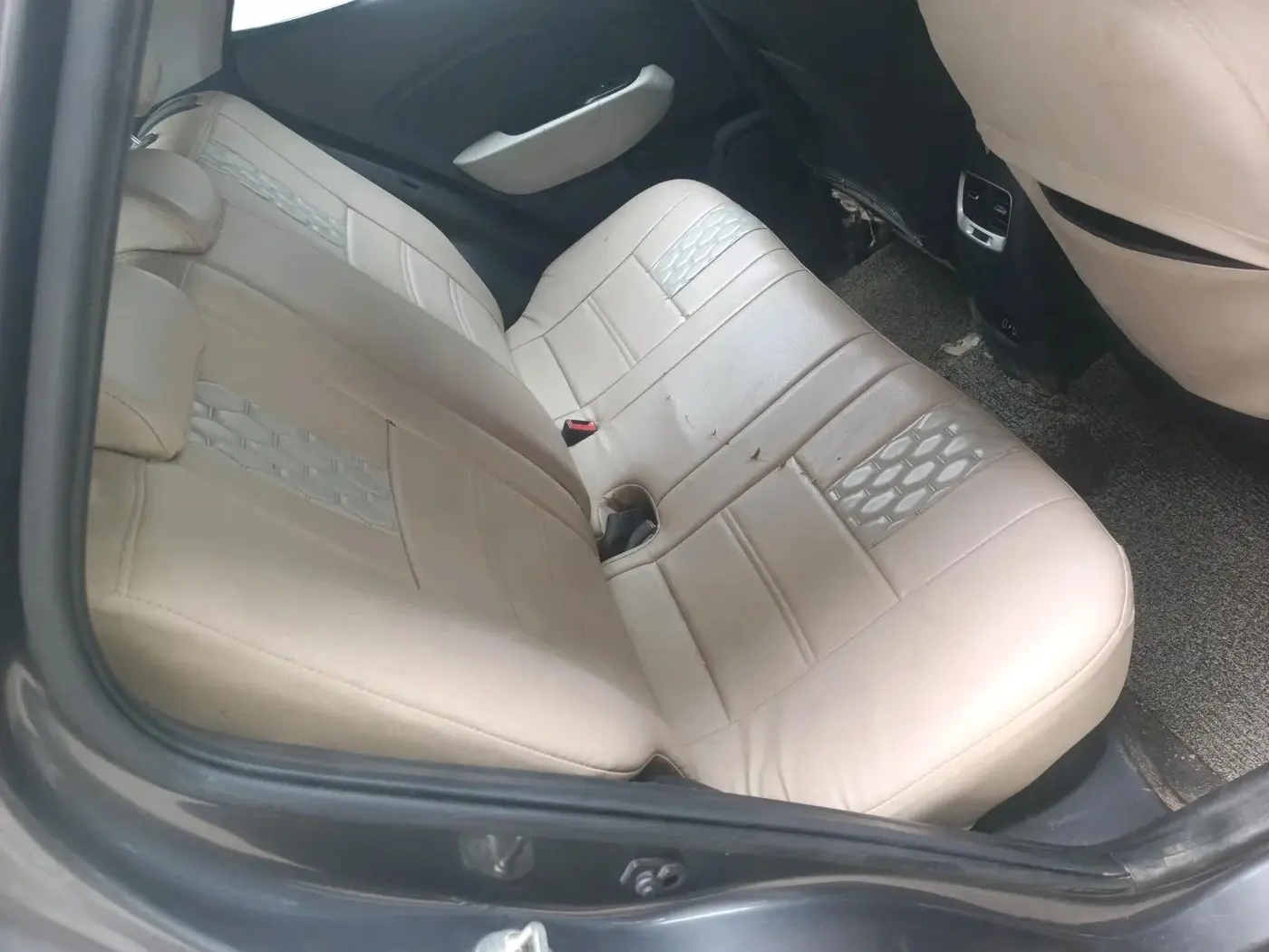 2023 Hyundai VENUE S 1.2, Petrol, Manual, 32,973 km, interior