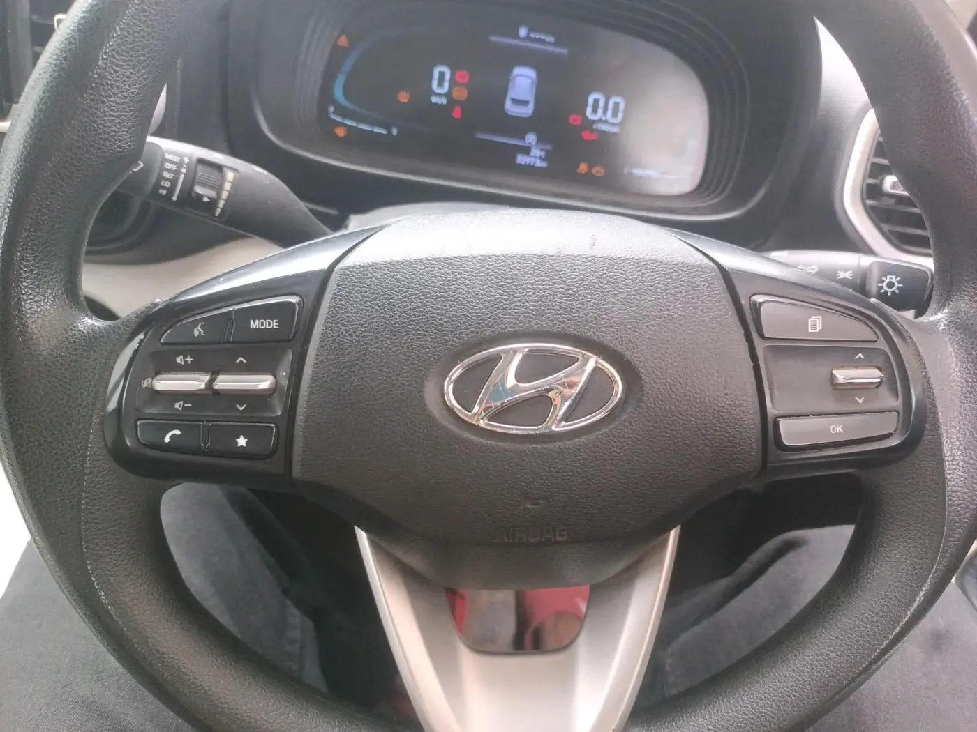 2023 Hyundai VENUE S 1.2, Petrol, Manual, 32,973 km, interior