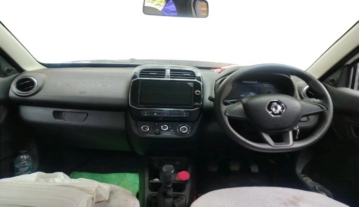 2025 Renault Kwid RXL 1.0 (O), Petrol, Manual, 8,467 km, interior