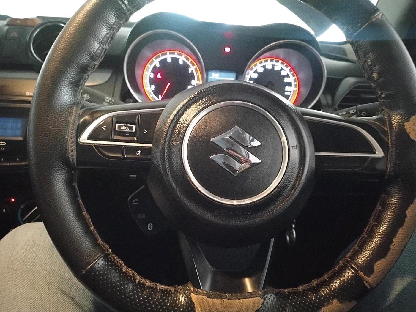 2018 Maruti Swift VXI, Petrol, Manual, 1,53,476 km, interior