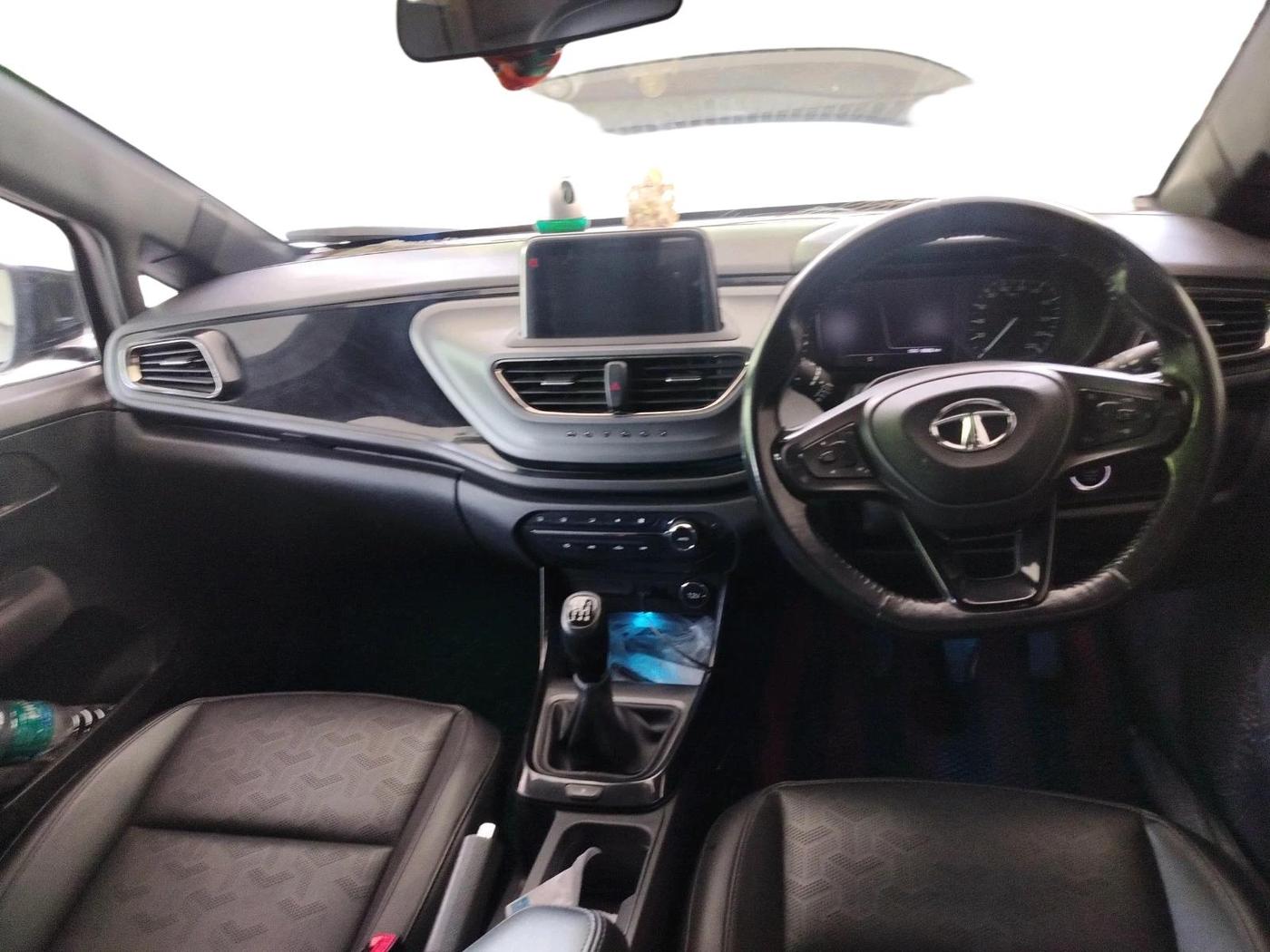 2022 Tata ALTROZ XZ PLUS PETROL DARK EDITION, Petrol, Manual, 85,002 km, interior