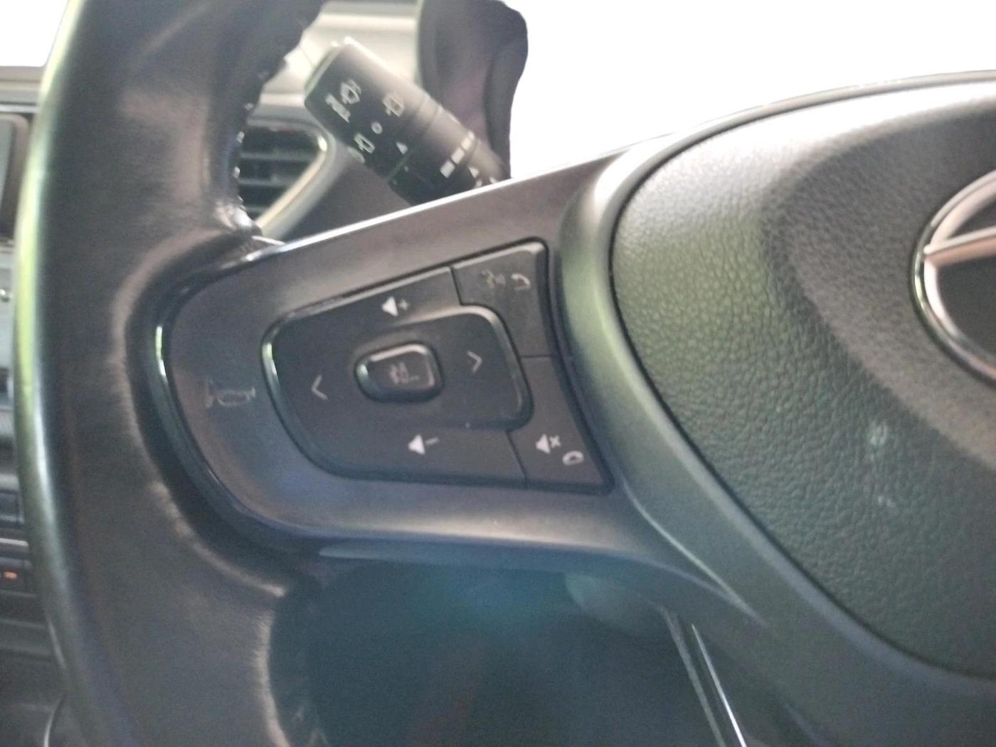 2022 Tata ALTROZ XZ PLUS PETROL DARK EDITION, Petrol, Manual, 85,002 km, interior