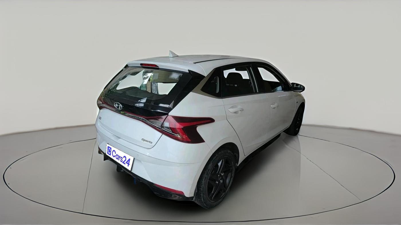 2021 Hyundai NEW I20 SPORTZ 1.2 AT, Petrol, Automatic, 28,531 km, exterior