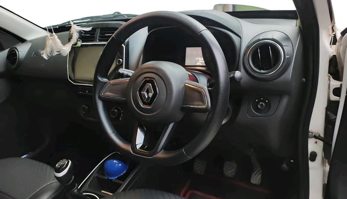 2022 Renault Kwid CLIMBER MT 1.0, Petrol, Manual, 47,753 km, interior